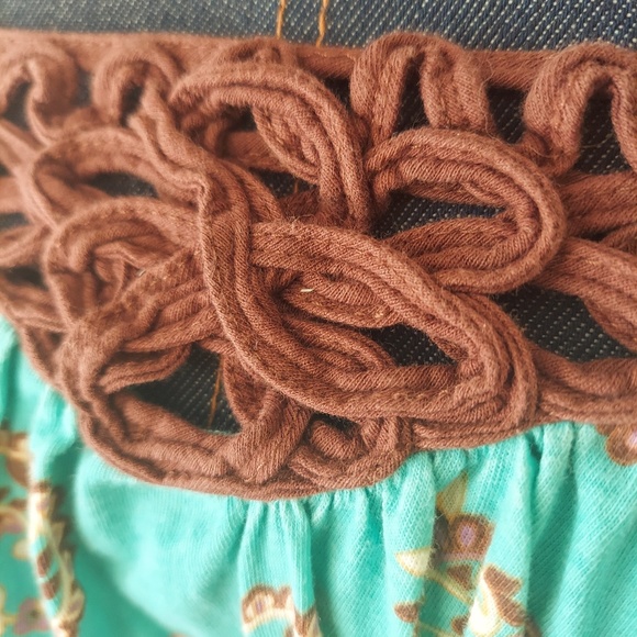 Debbie Miller for Rigo Tank - Picture 5 of 10